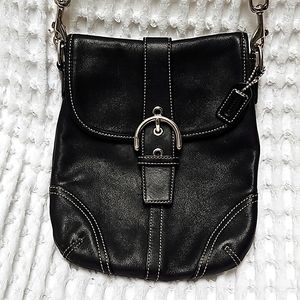 Coach small duffle 4786 in black leather. 2006 crossbody.